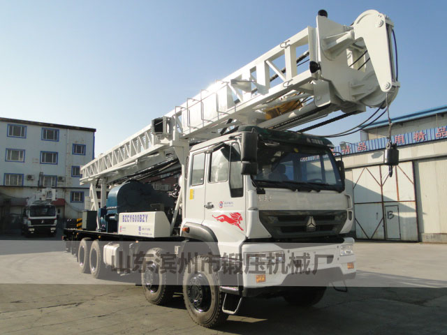BZCY600XCWY8×4IV車(chē)裝水井鉆機(jī)